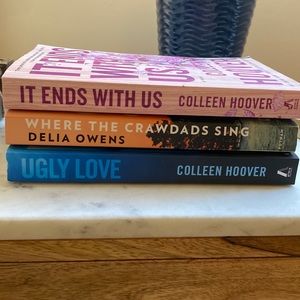 Colleen Hoover Book Bundle & Crawdads